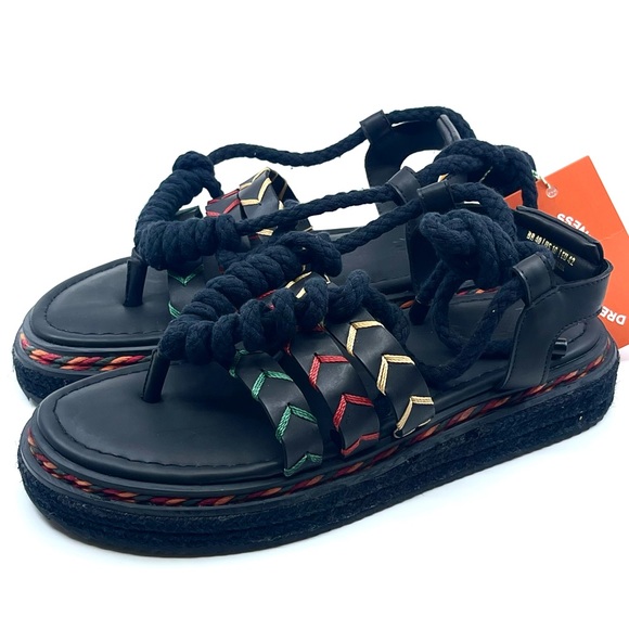 FARM RIO BLACK ROPE TIE FLATFORM SANDALS - Picture 3 of 7